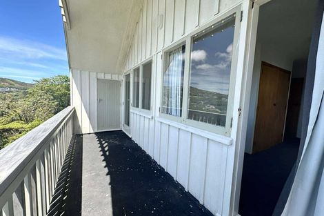 Photo of property in 14 Terawhiti Terrace, Karori, Wellington, 6012