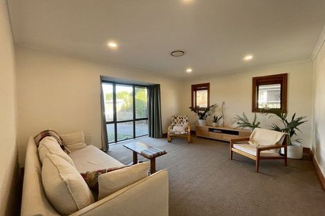 Photo of property in 18 Greenwood Close, Mairehau, Christchurch, 8013