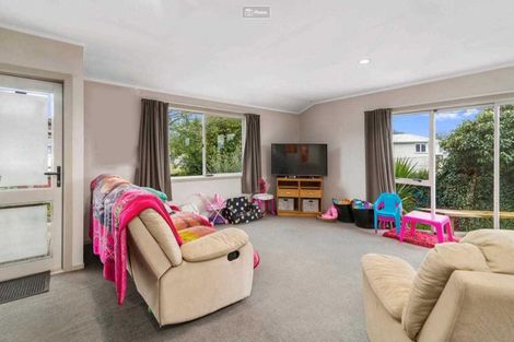 Photo of property in 9 Kaka Street, Western Heights, Rotorua, 3015