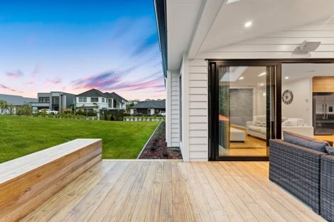 Photo of property in 31 Colonial Drive, Silverdale, 0932