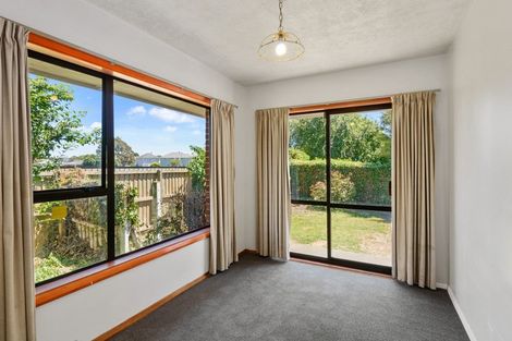 Photo of property in 18a Renfrew Street, Upper Riccarton, Christchurch, 8041