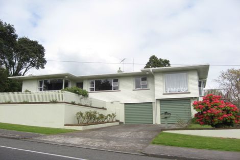 Photo of property in 98 Waimea Street, Frankleigh Park, New Plymouth, 4310