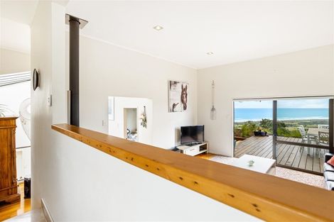Photo of property in 107 Oaia Road, Muriwai, Waimauku, 0881