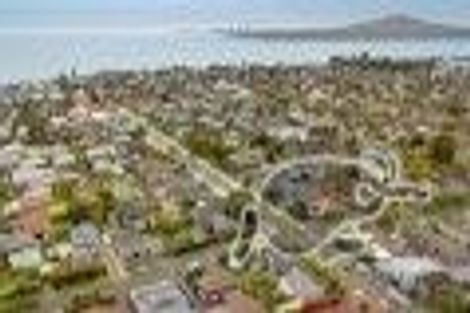 Photo of property in 1/51 Jutland Road, Hauraki, Auckland, 0622