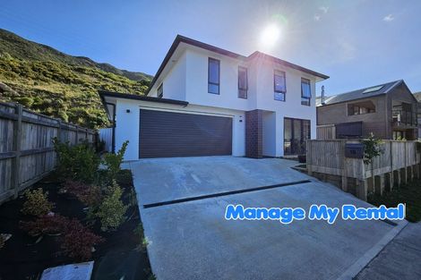 Photo of property in 16 Porokaiwhiri Street, Crofton Downs, Wellington, 6035
