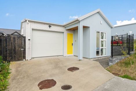 Photo of property in 13 Morus Road, Massey, Auckland, 0614