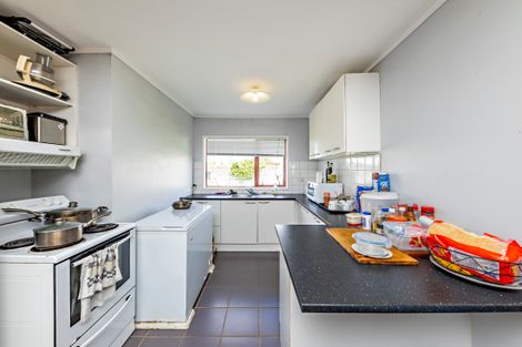 Photo of property in 1/21 Solveig Place, Randwick Park, Auckland, 2105