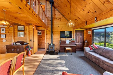 Photo of property in 5 Kaitake Place, Oakura, 4314