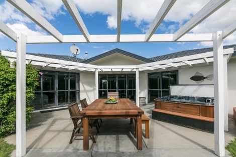 Photo of property in 40 Pukekura Place, Taradale, Napier, 4112