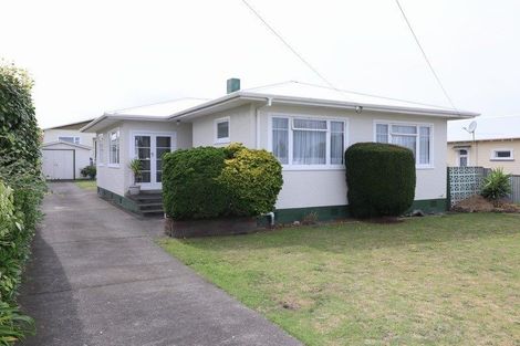 Photo of property in 8a Puriri Street, Gonville, Whanganui, 4501