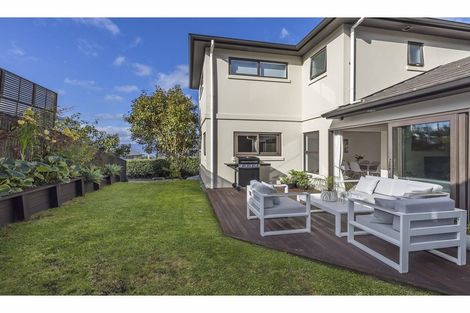 Photo of property in 12 Whitu Street, Khandallah, Wellington, 6035