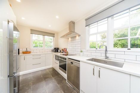 Photo of property in 273 Parewanui Road, Bulls, 4894