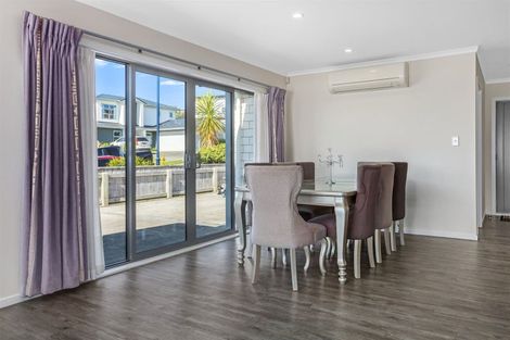 Photo of property in 16 Ken Douglas Drive, Aotea, Porirua, 5024