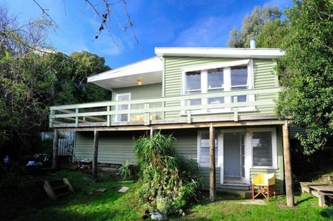 Photo of property in 490 Marine Drive, Charteris Bay, Governors Bay, 8971