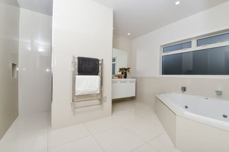 Photo of property in 42 Roy Hilton Drive, Flagstaff, Hamilton, 3210