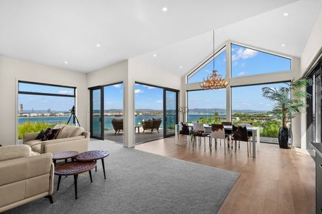 Photo of property in 6 The Heights, Whangarei Heads, Whangarei, 0174