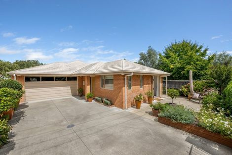 Photo of property in 11 Ward Street, Springlands, Blenheim, 7201