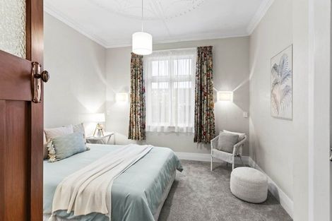 Photo of property in 241 Bay View Road, Saint Clair, Dunedin, 9012