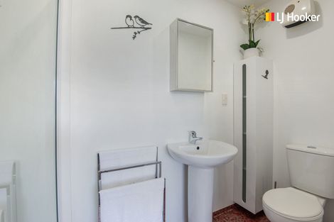 Photo of property in 135 Chain Hills Road, Chain Hills, Dunedin, 9076