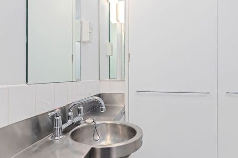 Photo of property in 2/204 Saint Asaph Street, Christchurch Central, Christchurch, 8011