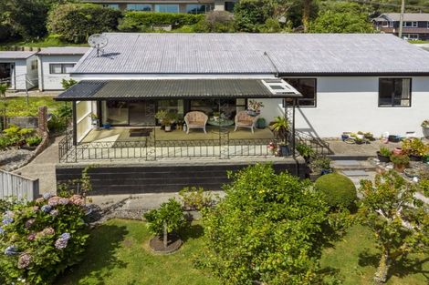 Photo of property in 52 Dorset Street, Picton, 7220