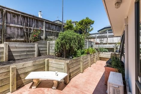 Photo of property in 2 Ridley Green, Churton Park, Wellington, 6037