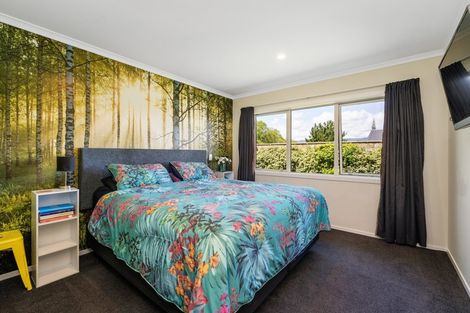 Photo of property in 18 Te Harawira Street, Otaki, 5512