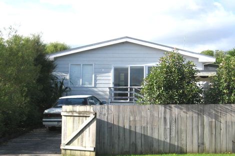 Photo of property in 1/1 Imperial Place, Henderson, Auckland, 0612