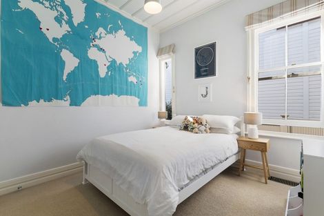 Photo of property in 63 Vauxhall Road, Devonport, Auckland, 0624