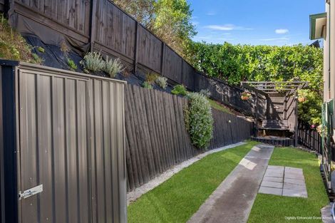 Photo of property in 3b Laing Cove, Havelock North, 4130