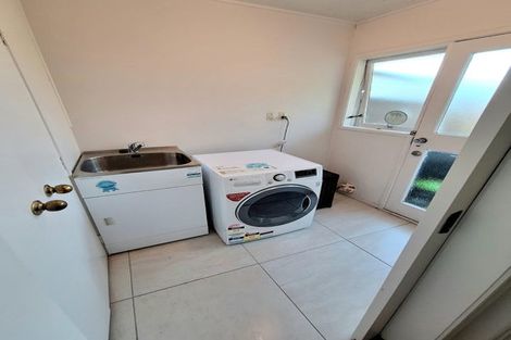 Photo of property in 35 Fratley Avenue, Farm Cove, Auckland, 2012