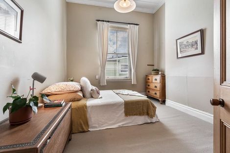 Photo of property in 125 Vauxhall Road, Narrow Neck, Auckland, 0624