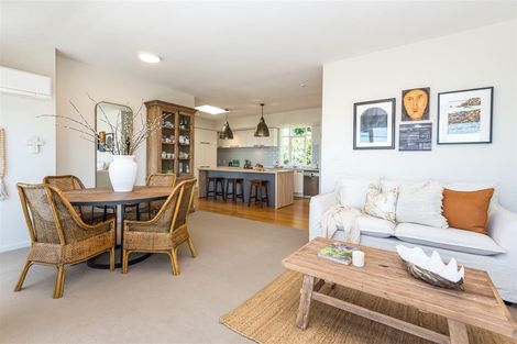 Photo of property in 52 Saint Andrews Hill Road, Mount Pleasant, Christchurch, 8081