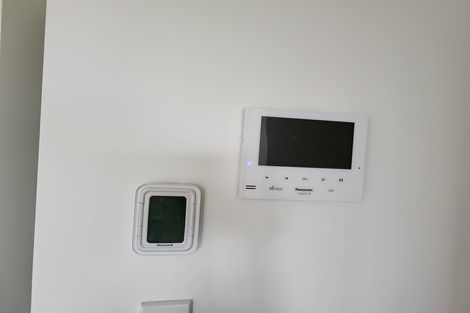 Photo of property in 47a Soaring Bird Drive, Takanini, 2112