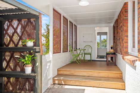 Photo of property in 15 Pacific Street, Waiuku, 2123