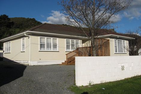 Photo of property in 5 Mckillop Street, Wainuiomata, Lower Hutt, 5014