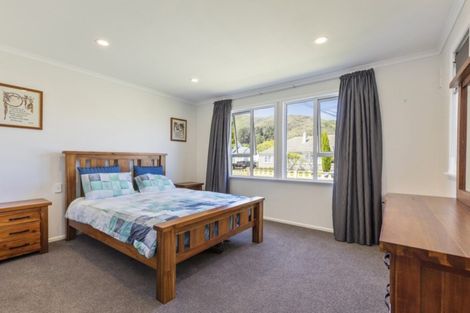 Photo of property in 13 Rumgay Street, Fairfield, Lower Hutt, 5011