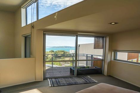 Photo of property in 9b Onslow Road, Khandallah, Wellington, 6035