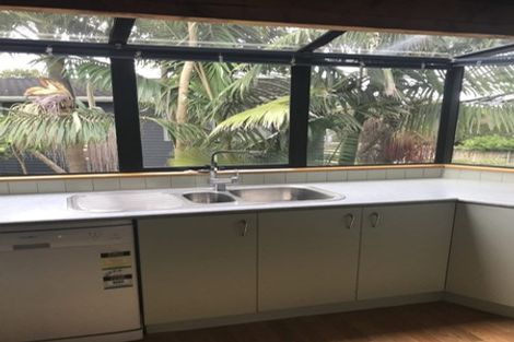 Photo of property in 90a The Circle, Manly, Whangaparaoa, 0930