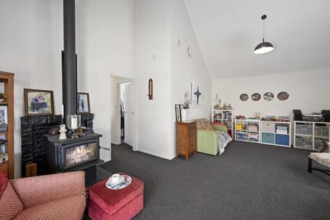 Photo of property in 29 Matthew Place, Kawaha Point, Rotorua, 3010