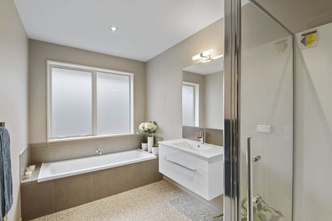 Photo of property in 20 Pemberton Drive, Darfield, 7510