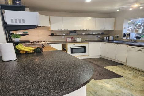 Photo of property in 2/51 Fields Parade, Oteha, Auckland, 0632