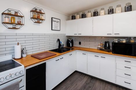 Photo of property in 1/19 Keeling Street, West End, Palmerston North, 4412