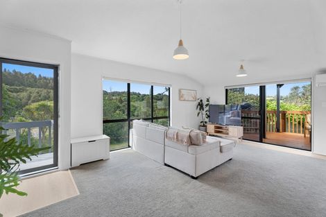 Photo of property in 1/9a Kitewao Street, Northcote, Auckland, 0627