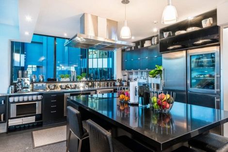 Photo of property in 3a/2 Saint Martins Lane, Grafton, Auckland, 1010