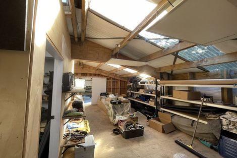 Photo of property in 977 Makara Road, Makara Beach, Karori, 6972