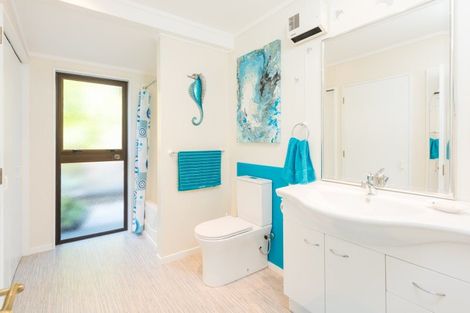 Photo of property in 259 Queen Charlotte Drive, Havelock, Picton, 7281