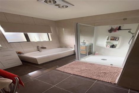 Photo of property in 28 Guppy Road, Greenmeadows, Napier, 4112