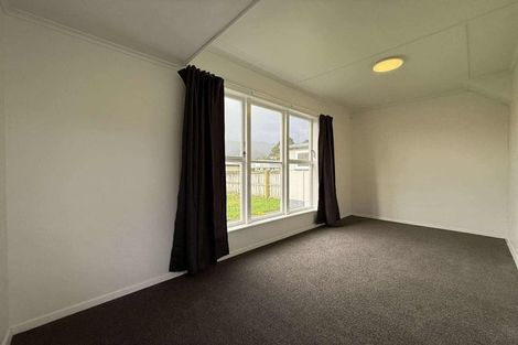 Photo of property in 7 Wainhouse Street, Stokes Valley, Lower Hutt, 5019