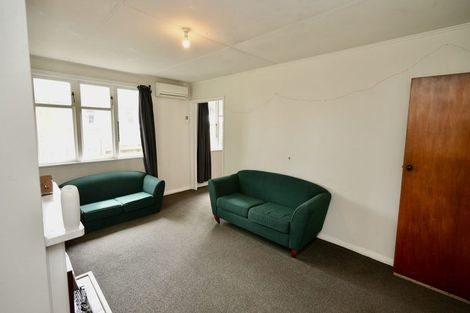 Photo of property in 9 Manawatu Street, Hokowhitu, Palmerston North, 4410